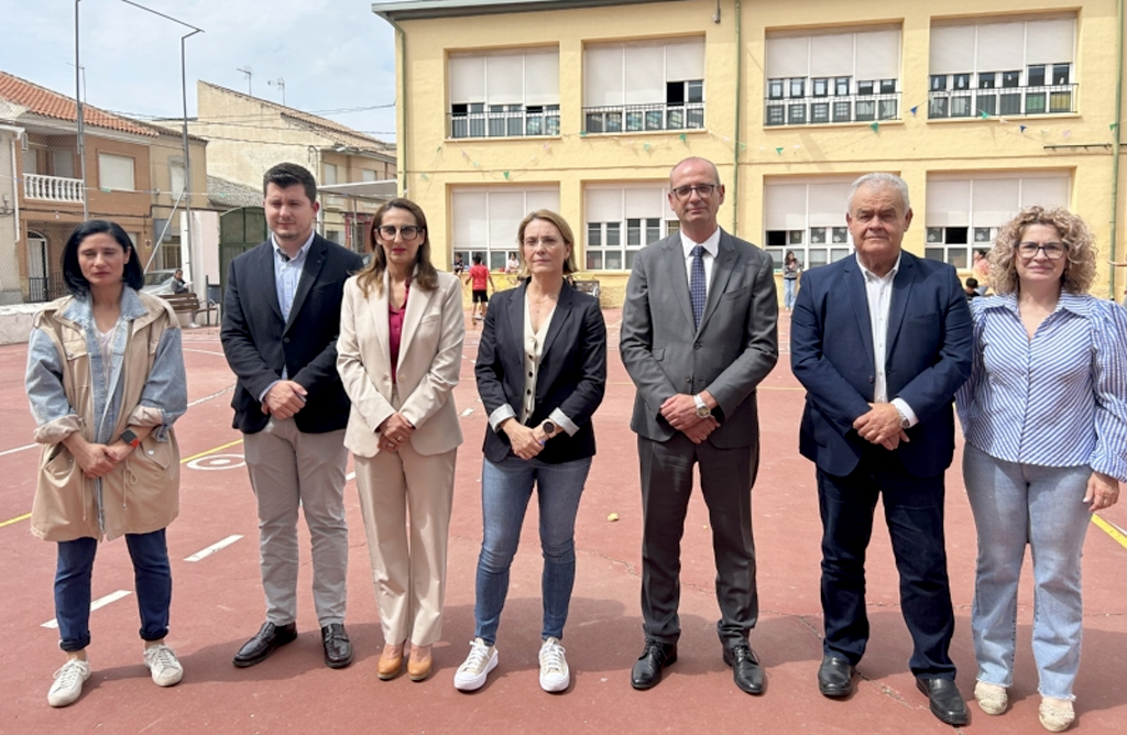 El aislamiento trmico de la cubierta del colegio Santa Eulalia ser mejorado este verano